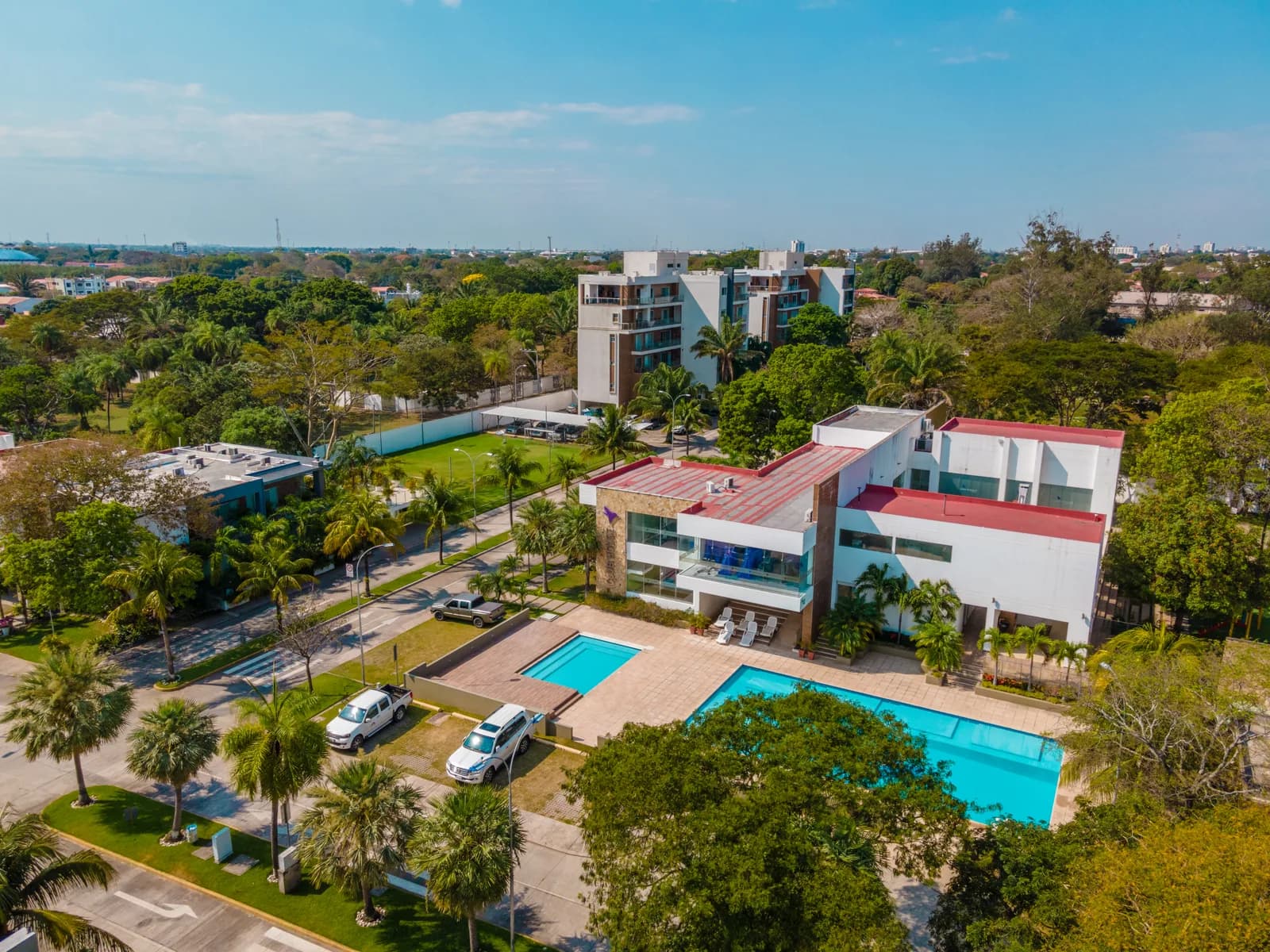 Vista aérea de las áreas residenciales, sociales y verdes de Jardines del Norte 4